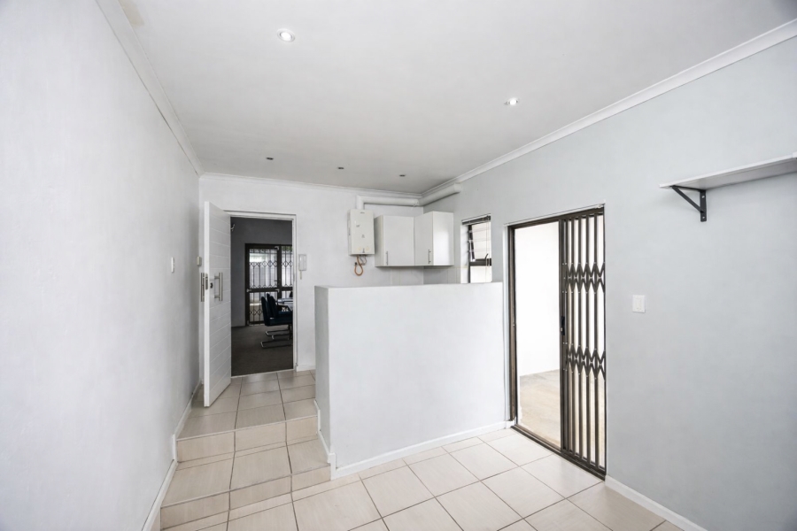 5 Bedroom Property for Sale in Bonnie Doone Eastern Cape